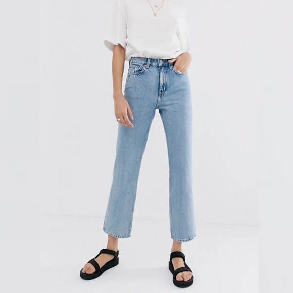 Weekday Voyage High Waist Comfort Straight Jeans - Picture 4 of 9